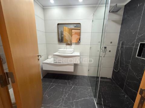Apartamento t2+1 mobilado – arrendamento anual em olhão