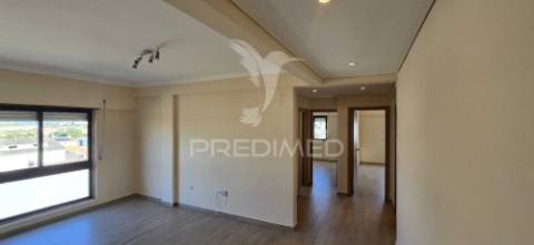 Apartamento t2 para arrendamento – arrentela