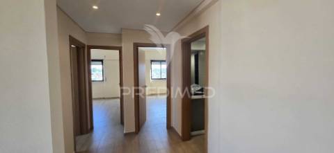 Apartamento t2 para arrendamento – arrentela
