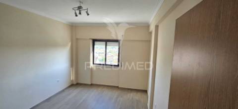 Apartamento t2 para arrendamento – arrentela