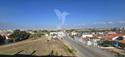 Apartamento t2 para arrendamento – arrentela