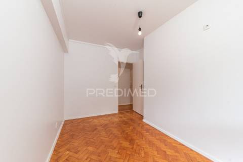 Apartamento t1 disponível na bobadela