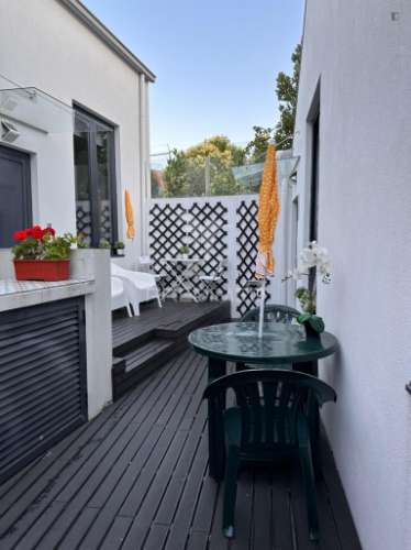 Arrenda-se moradia t1 duplex mobilada porto
