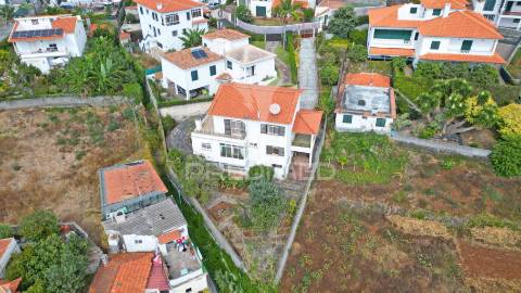 Moradia t3  freguesia de santa maria maior funchal
