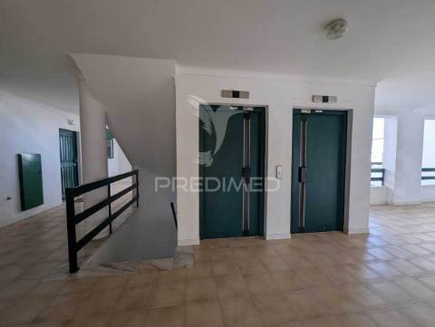 Apartamento t1 em manta rota com vista mar, perto da praia