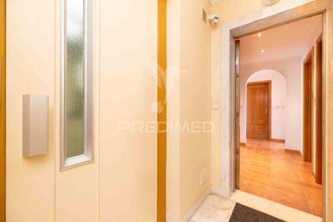 Reservado- apartamento t2 - vila franca de xira