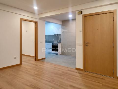 Apartamento t3 junto à câmara de gaia - arrendamento