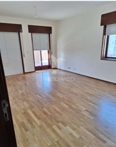 Arrendar apartamento t2 - vila nova gaia
