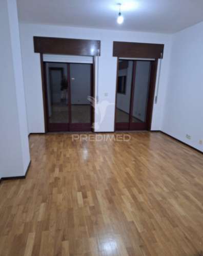 Arrendar apartamento t2 - vila nova gaia