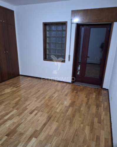 Arrendar apartamento t2 - vila nova gaia