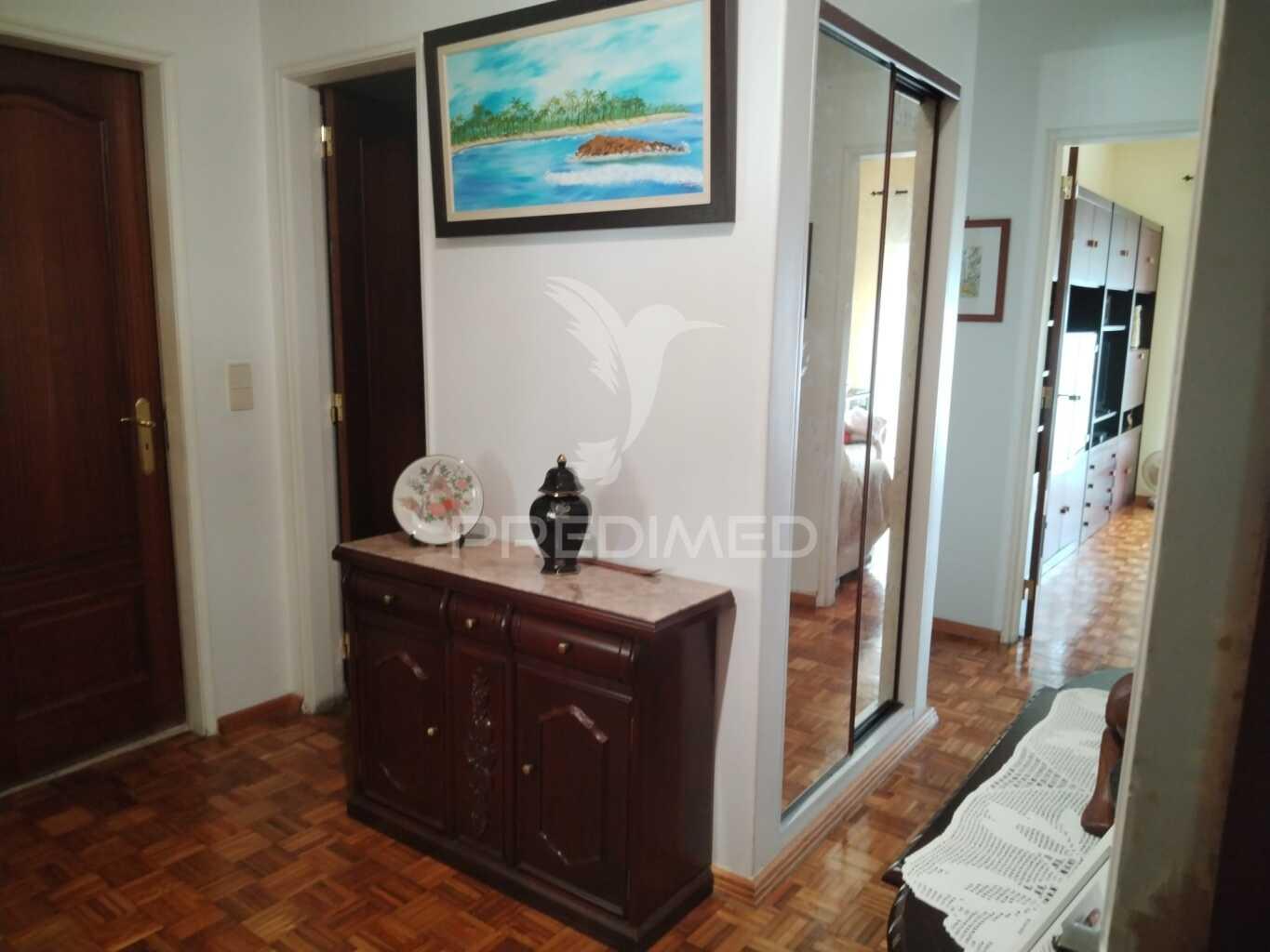 Apartamento t3 com garagem em agualva, cacem