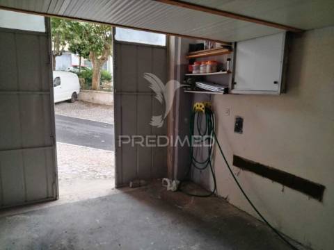 Apartamento t3 com garagem em agualva, cacem