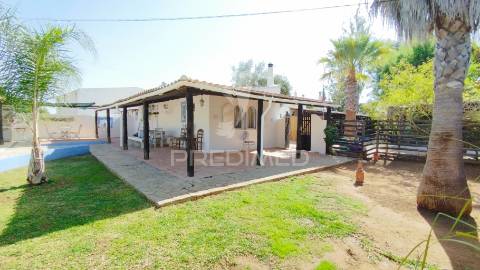Casa de campo com t3 + t2 + mobilom luz tavira