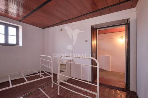 Moradia t4 em safara