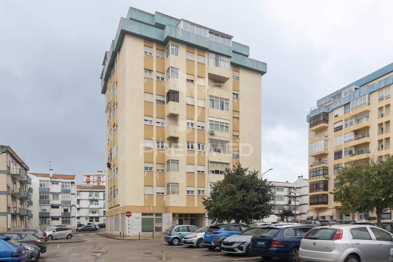 Apartamento t2 remodelado nas paivas