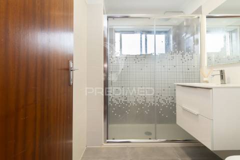 Apartamento t2 remodelado nas paivas
