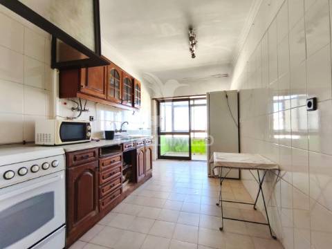 Apartamento t2 | amadora | mina de água