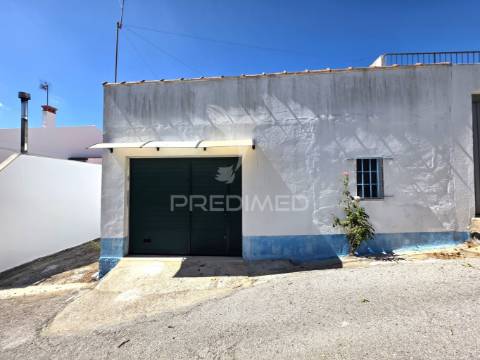 Moradia t2, mira de aire, porto de mós
