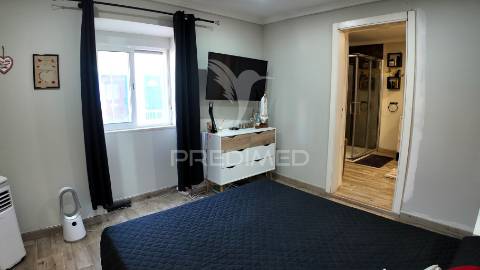 Moradia t3 com quintal e piscina em entradas