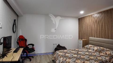 Moradia t3 com quintal e piscina em entradas