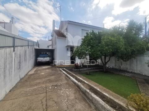 Moradia t3 em banda