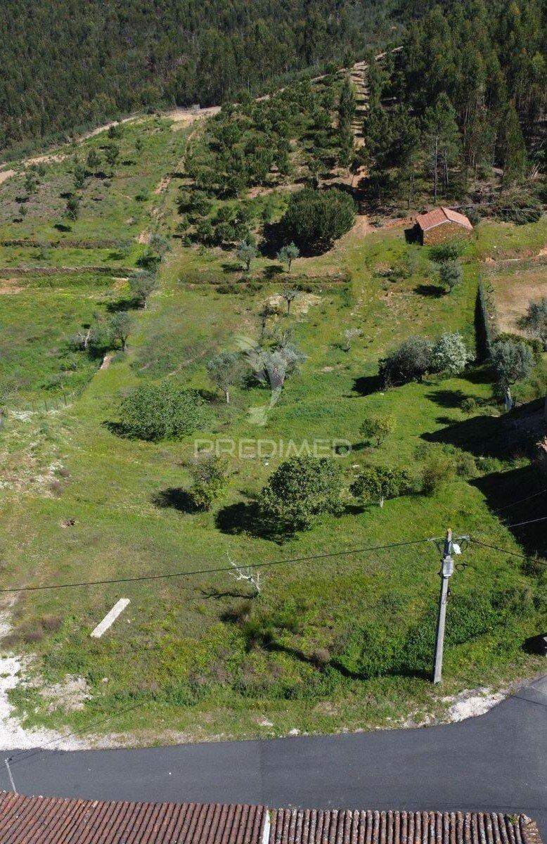 Terreno à venda – zona aldeia do mato e souto (próximo da barragem de castelo de bode)
