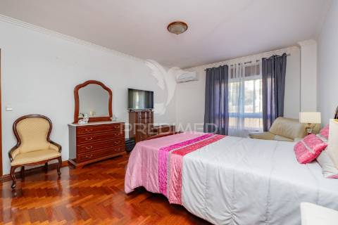 Apartamento t3 na póvoa de santa iria