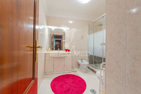 Apartamento t3 na póvoa de santa iria