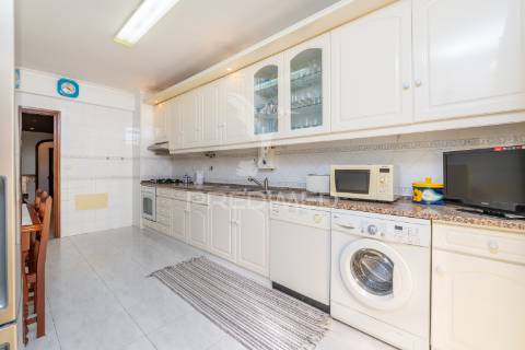 Apartamento t3 na póvoa de santa iria