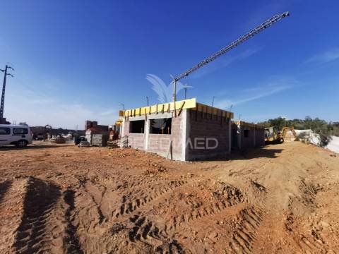 Moradia t4 em condomínio privado