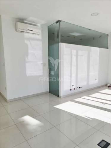 Arrendamento loja comercial - salgueiral