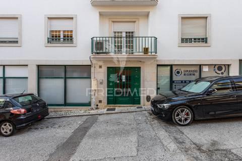 Apartamento de 3 assoalhadas e terraço em excelente localização!