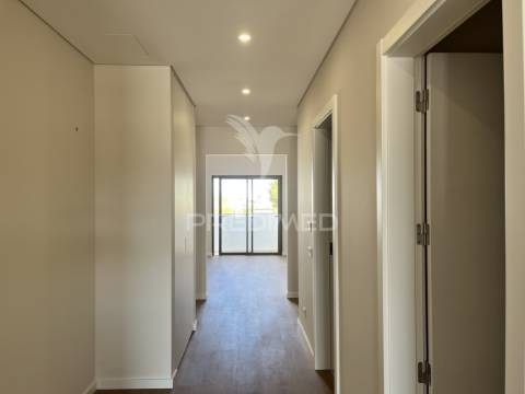 Apartamento t3 exclusivo na prestigiada baixa de olhão i