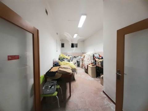 Moradia t2 com garagem, bairro do areias, montijo