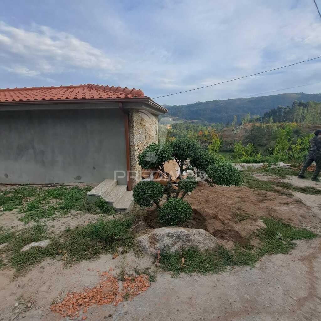 Terreno c/projeto aprovado de vivenda c/pisicina