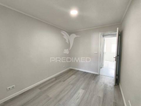 Apartamento t3 remodelado