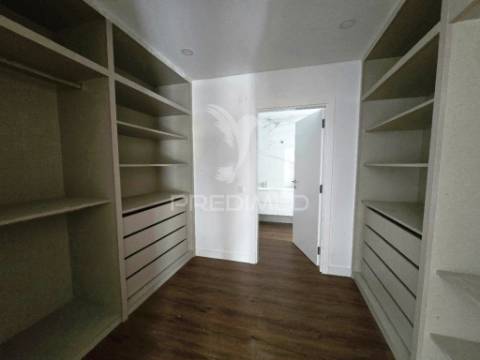 Moradia isolada t3, c/piscina e box, qta. marquesa - q. anjo