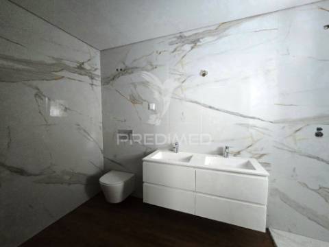 Moradia isolada t3, c/piscina e box, qta. marquesa - q. anjo