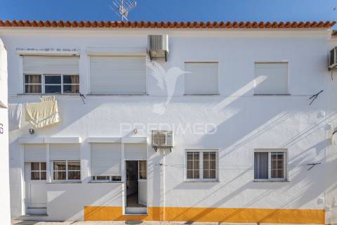 Oportunidade única! t2 de rés-do-chão em évora