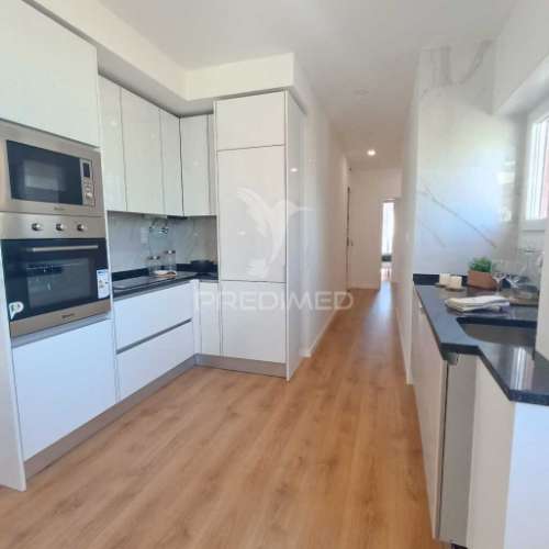 Apartamento lisboa t3 benfica remodelado