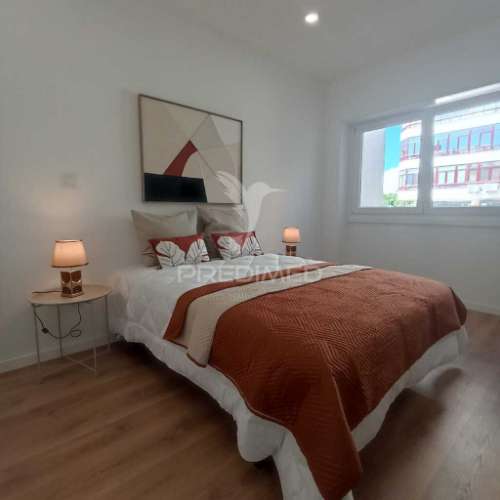 Apartamento lisboa t3 benfica remodelado