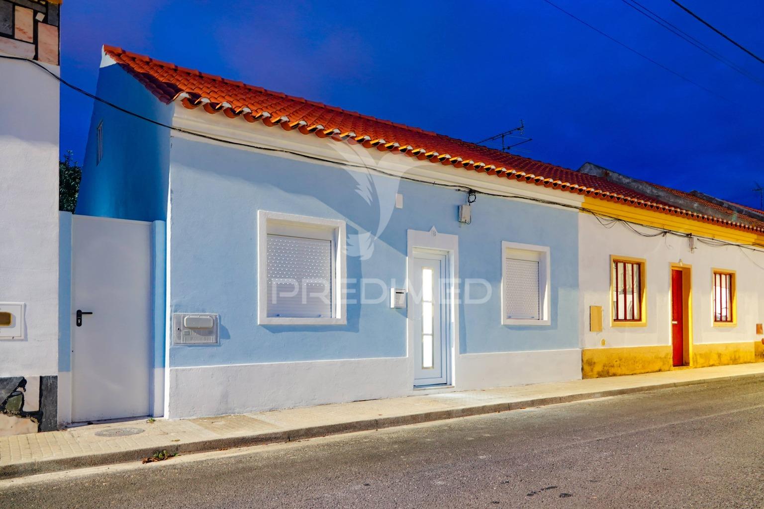 Moradia v2 remodelada, cabrito – abrantes.