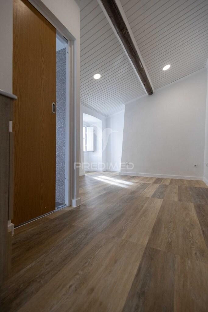 Apartamento t2 renovado na zona histórica do alandroal