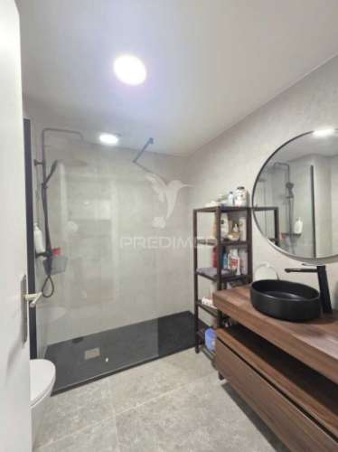 Apartamento t1 com logradouro no funchal