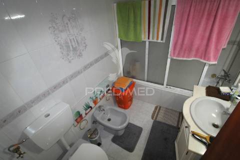 T1 adaptado a t2 com quintal em alcochete