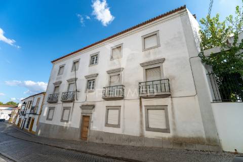 Edifício no centro histórico de évora