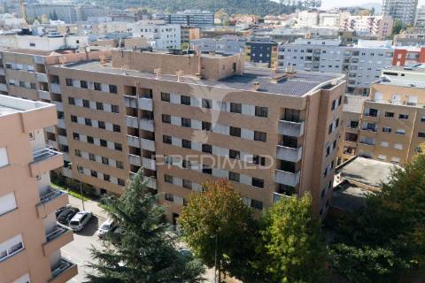 Apartamento t3 - lamaçães