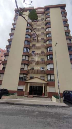 Boa localização, no concelho de sintra, apartamento t2