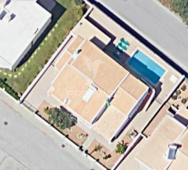 Algarve - faro moradia  t5  isolada  jardim  bbq e piscina