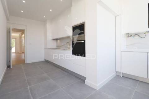 Apartamento t2 amadora com terraço